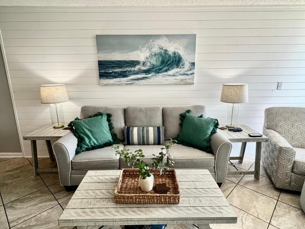 Condo On The Beach- Walk To Restaurants, Shops And Activities. غولف شورز المظهر الخارجي الصورة