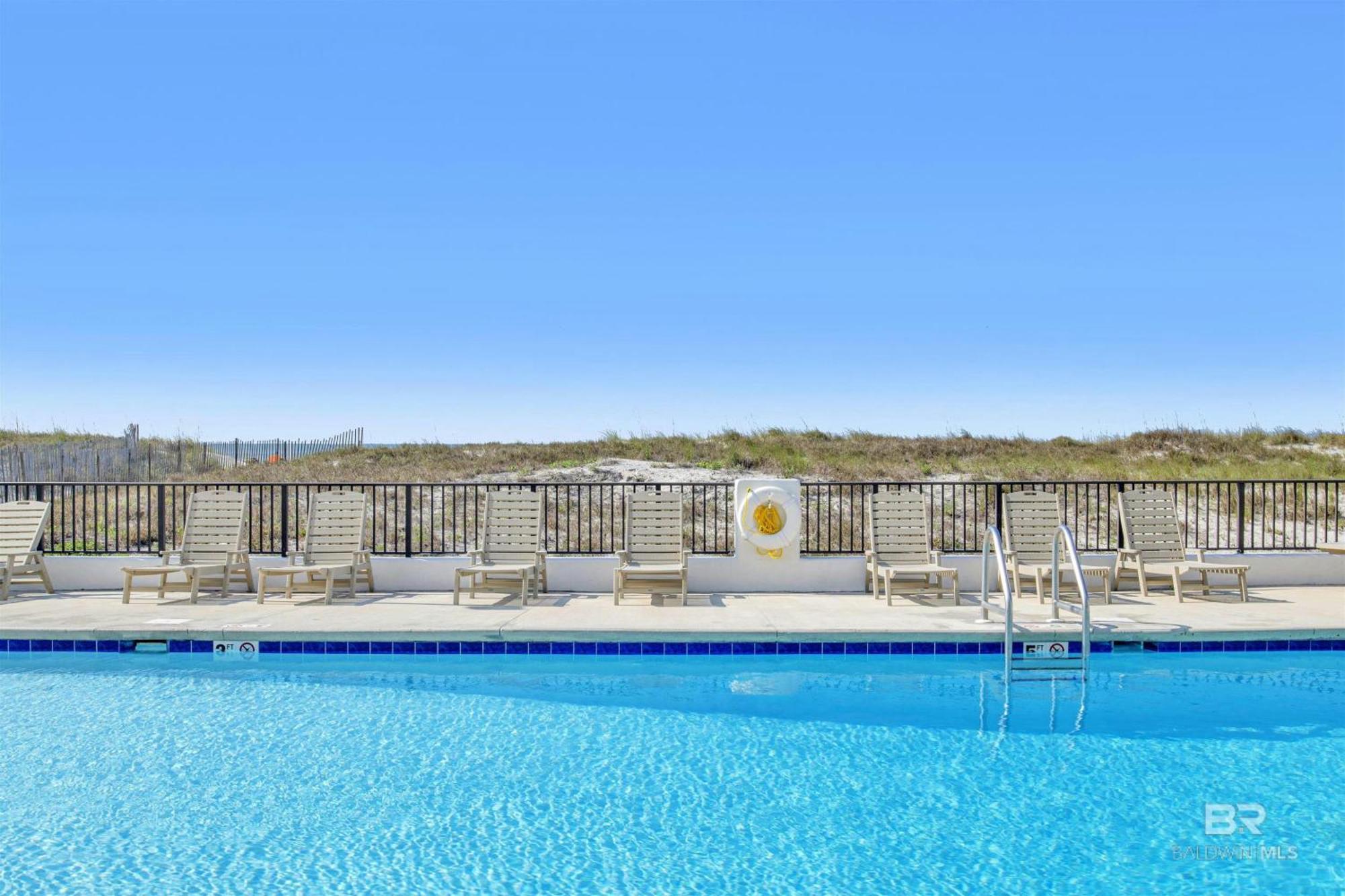 Condo On The Beach- Walk To Restaurants, Shops And Activities. غولف شورز المظهر الخارجي الصورة